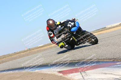 media/Mar-07-2022-Fun Track Dayz (Mon) [[9cc4a7dca7]]/Novice Group/145pm (Grapevine)/